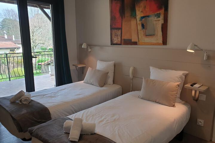 Room 9 of 43