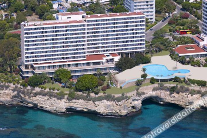 Hotel 8 of 50
