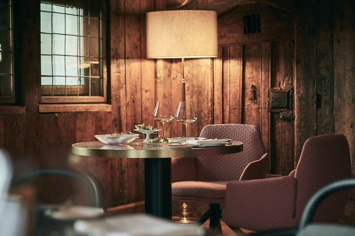 Dining 107 of 138