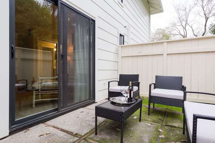 Hotel Exterior 188 of 196