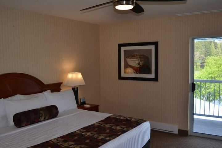 Room 15 of 61