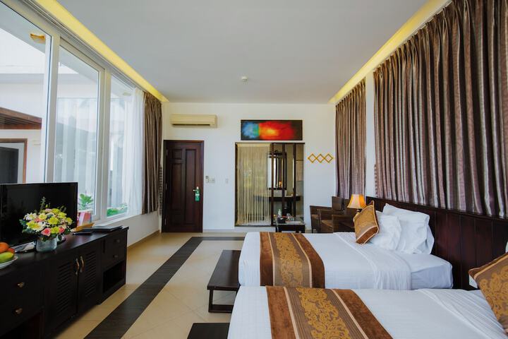 Room 15 of 89