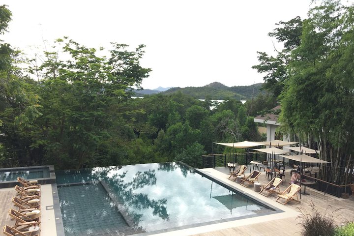 Pool 55 of 104