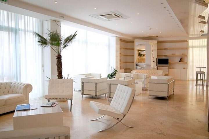 Lobby Photos