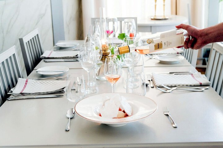 Dining 21 of 51