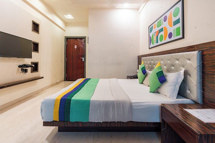 Room 19 of 62
