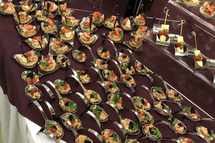 Dining 48 of 128