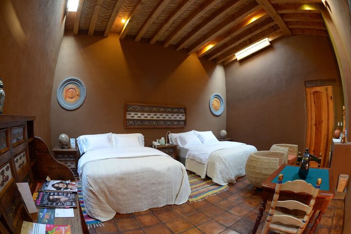 Room 16 of 85