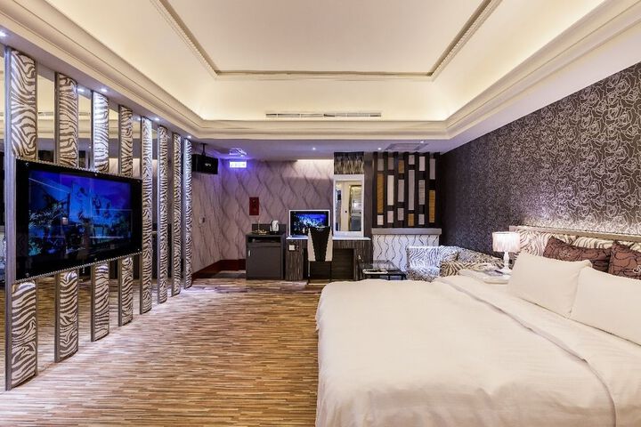 Room 78 of 216