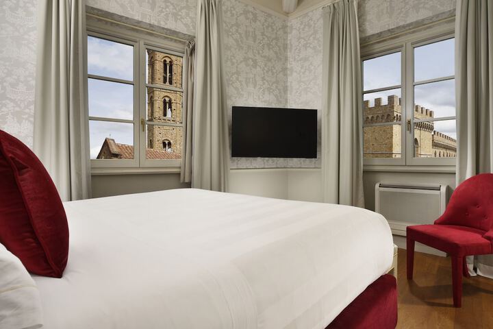 Room 22 of 110