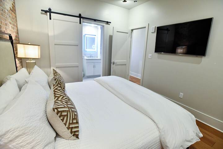 Room 48 of 371