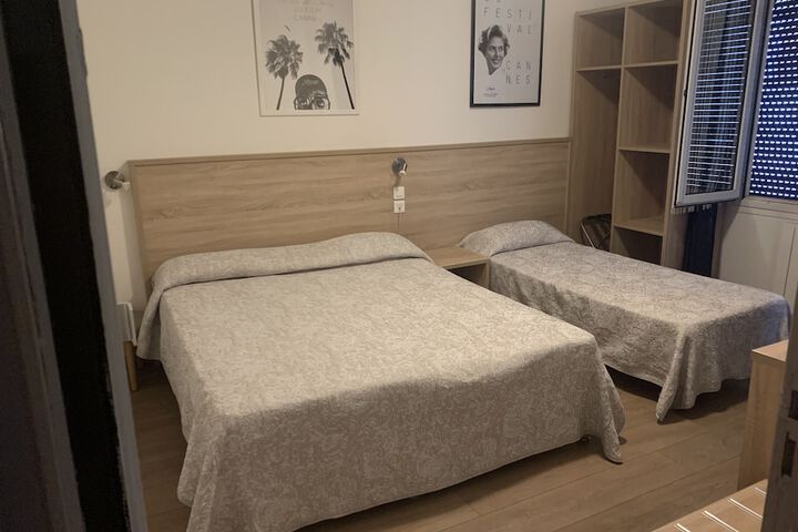 Room 30 of 50