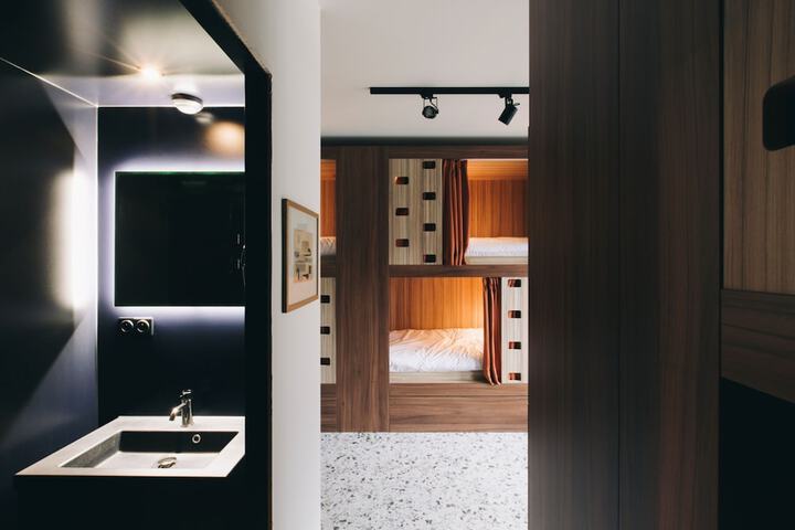 Room 31 of 55