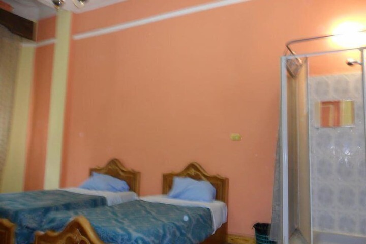 Room 14 of 38