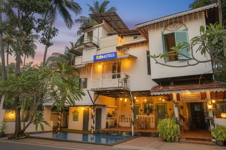 FabHotel Golden Nest Deluxe Resort - Nr. Baga Beach