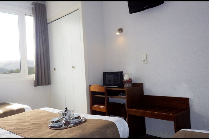 Room 15 of 58