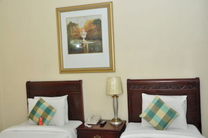 Room 17 of 29