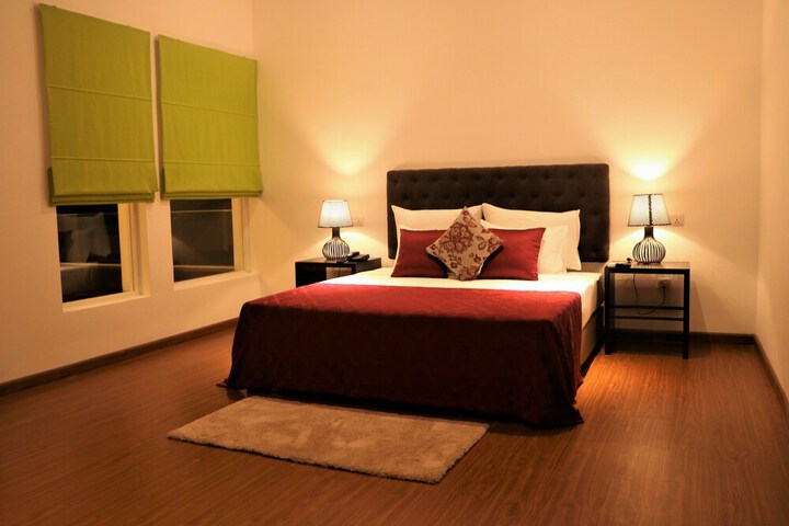 Room 5 of 22