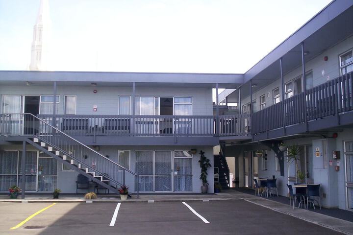 Property Grounds 21 of 27