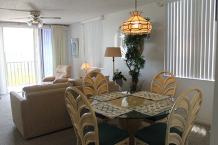 Room 14 of 36