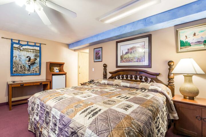 Room 21 of 48