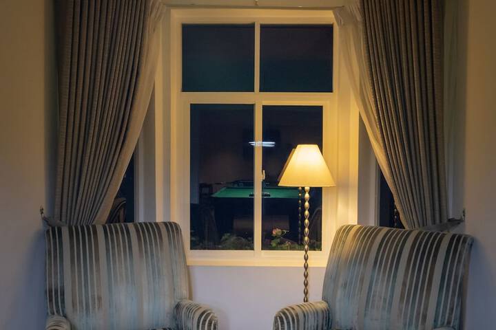 Lounge 59 of 72