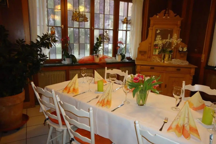restaurant