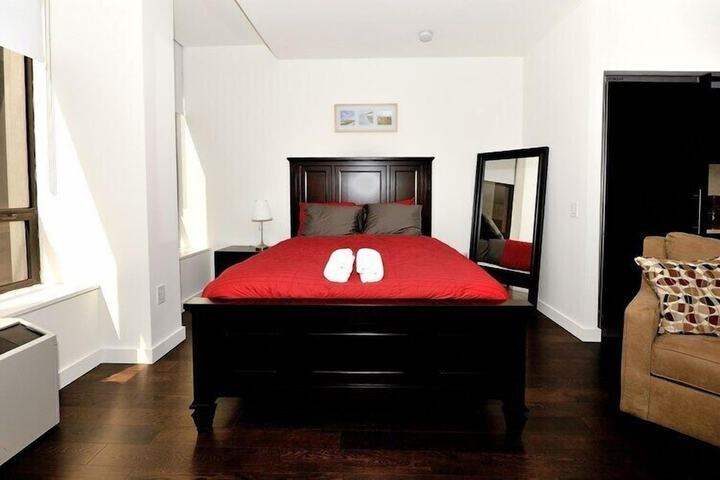 Room 40 of 324