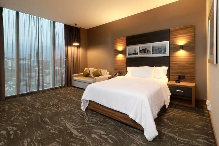 Room 19 of 60