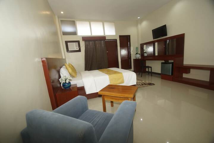 Room 5 of 23
