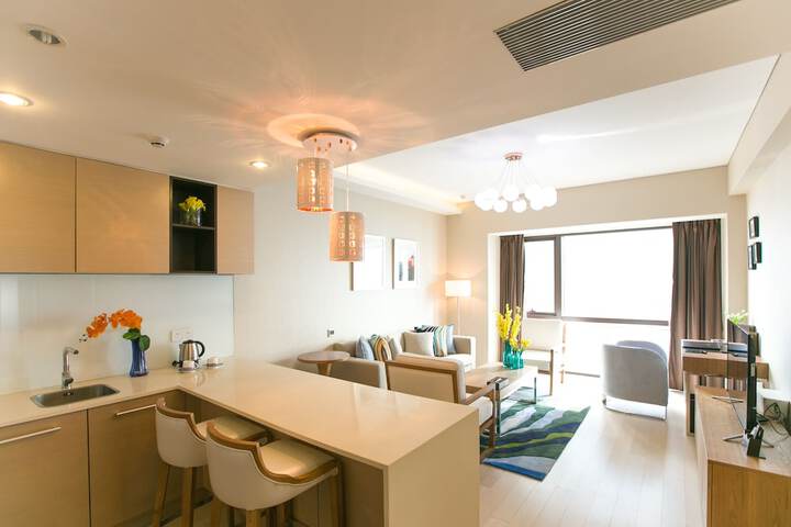 Room 5 of 15