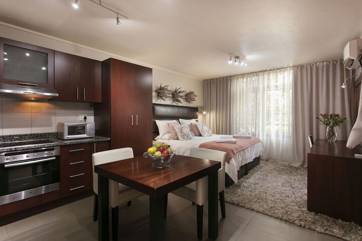 Room 8 of 36