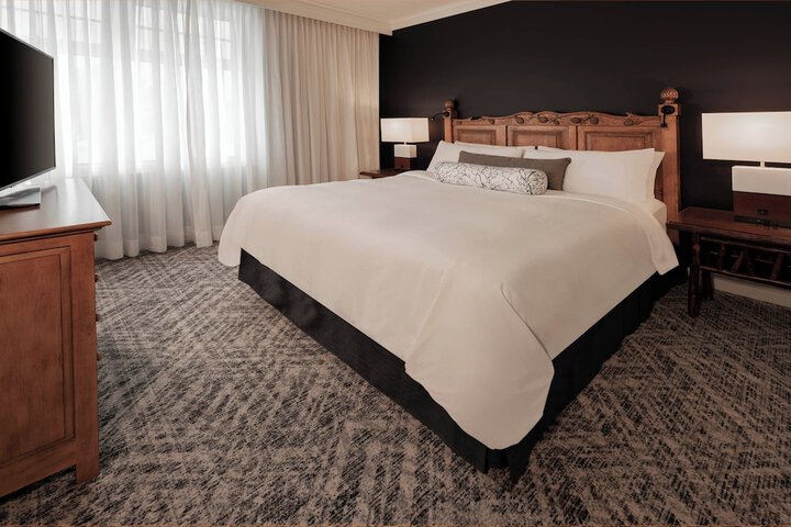 Room 15 of 194