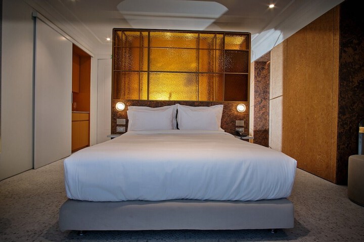 Room 55 of 67