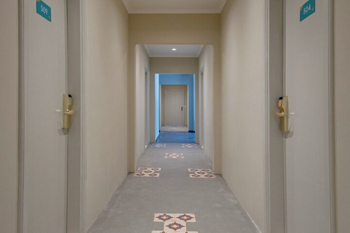 Room 23 of 125