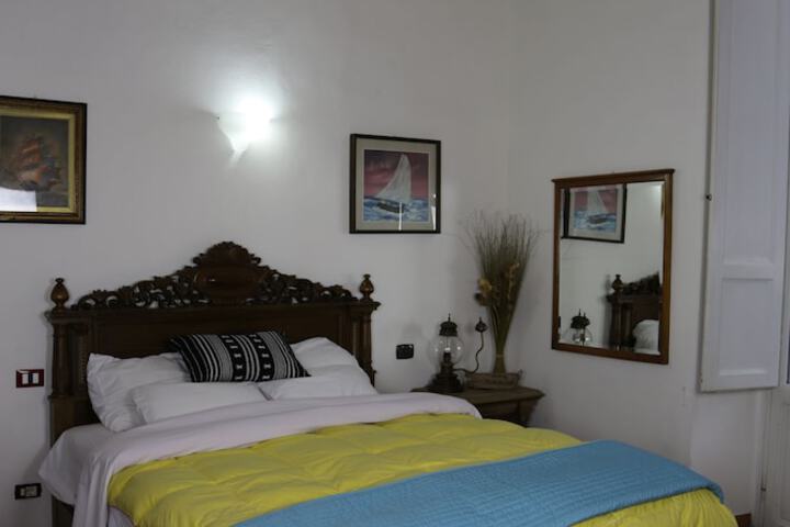 Room 14 of 35