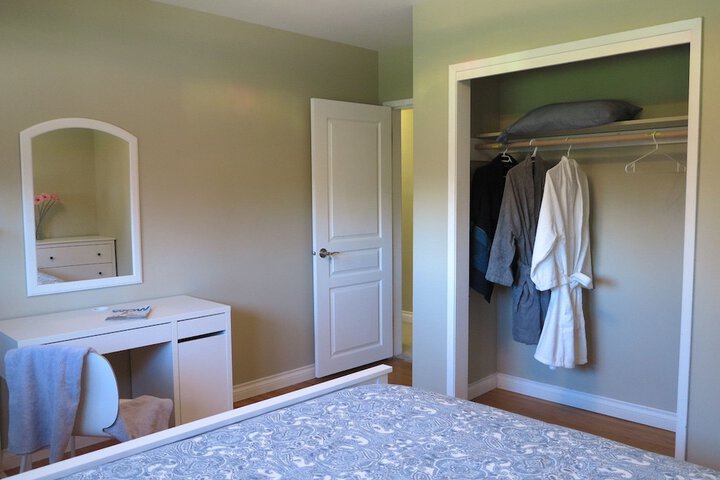 Room 4 of 30