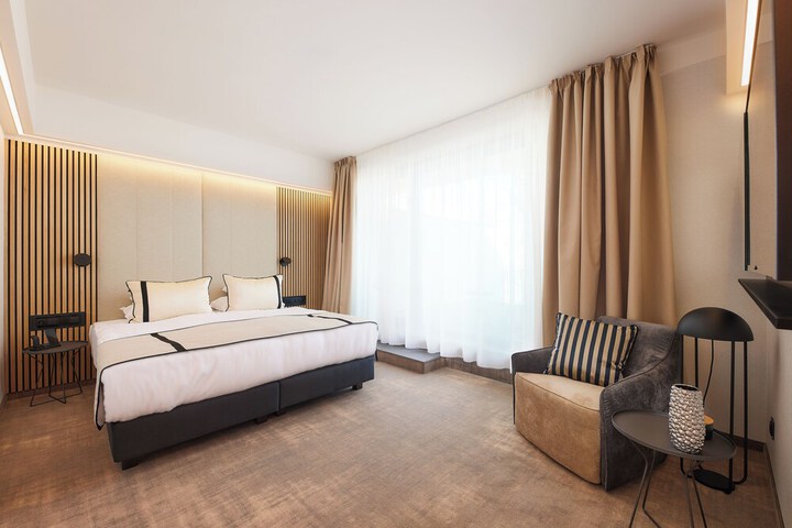 Room 20 of 64
