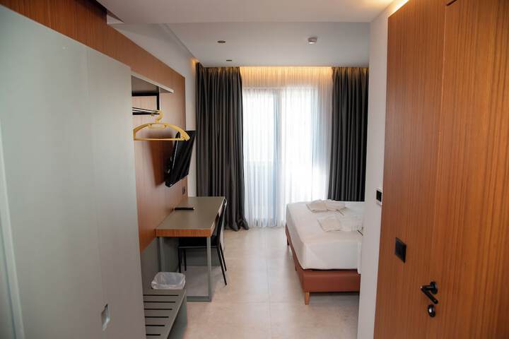 Room 31 of 207