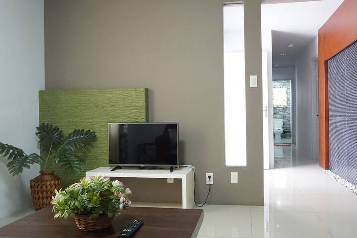 Room 14 of 28