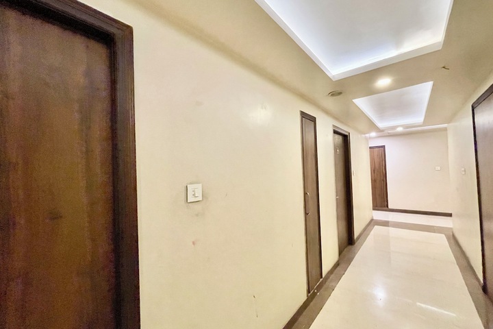 Ballroom/Hall 37 of 41