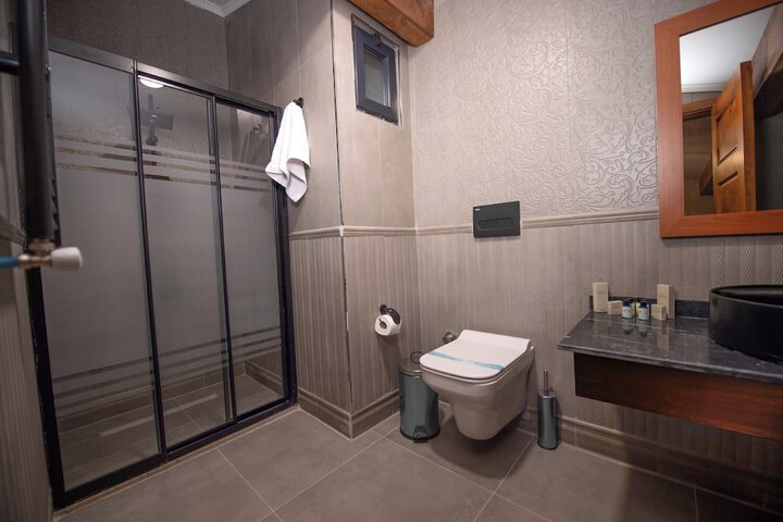 Room 19 of 27