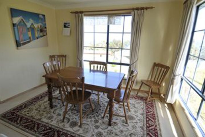 Room 153 of 191
