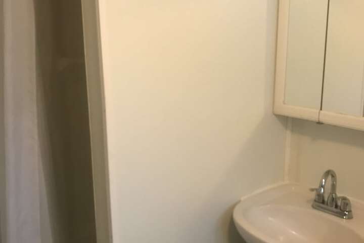 Room 20 of 32