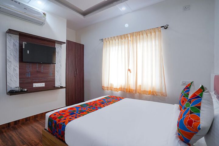 Room 26 of 34