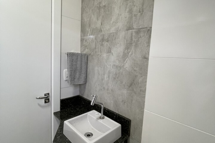 Room 63 of 80