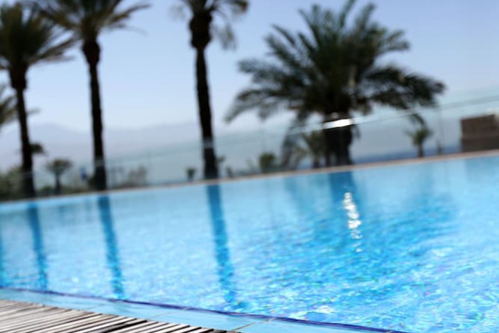 Hotel with Pool