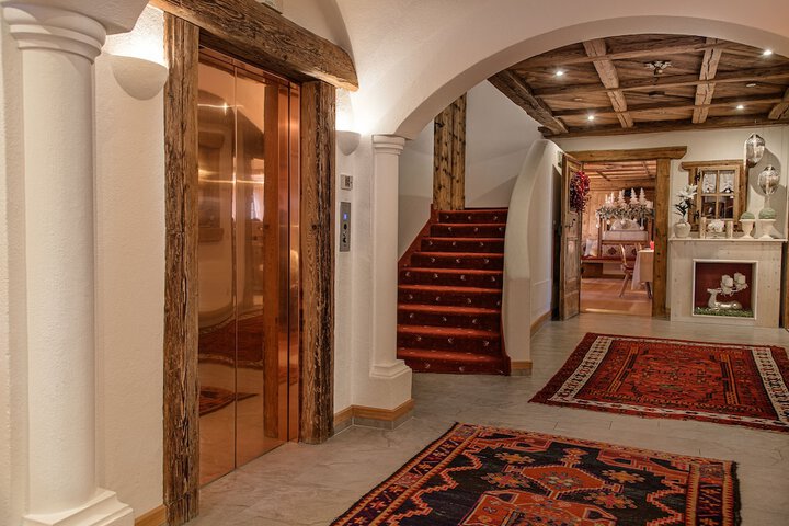 Hotel Interior 2 of 50
