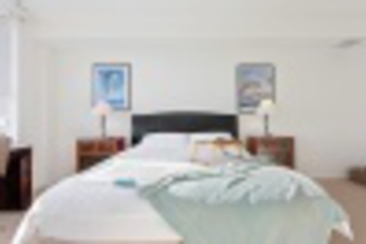 Room 136 of 324