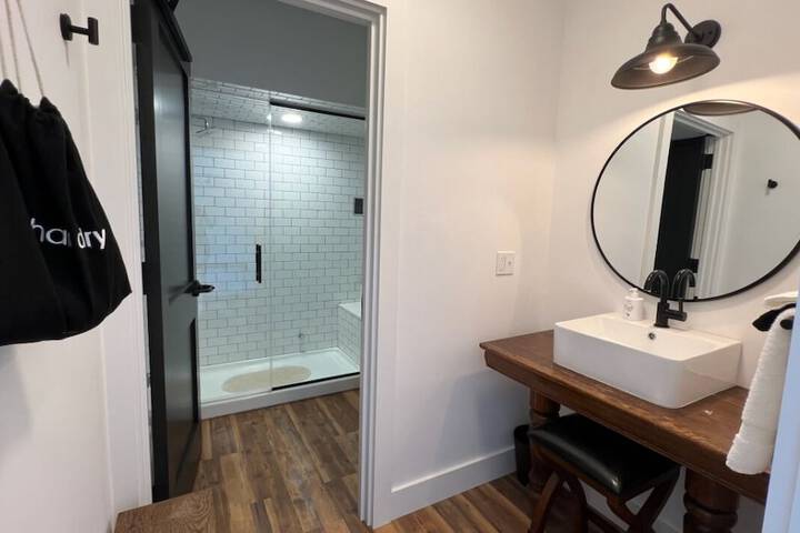 Room 12 of 24